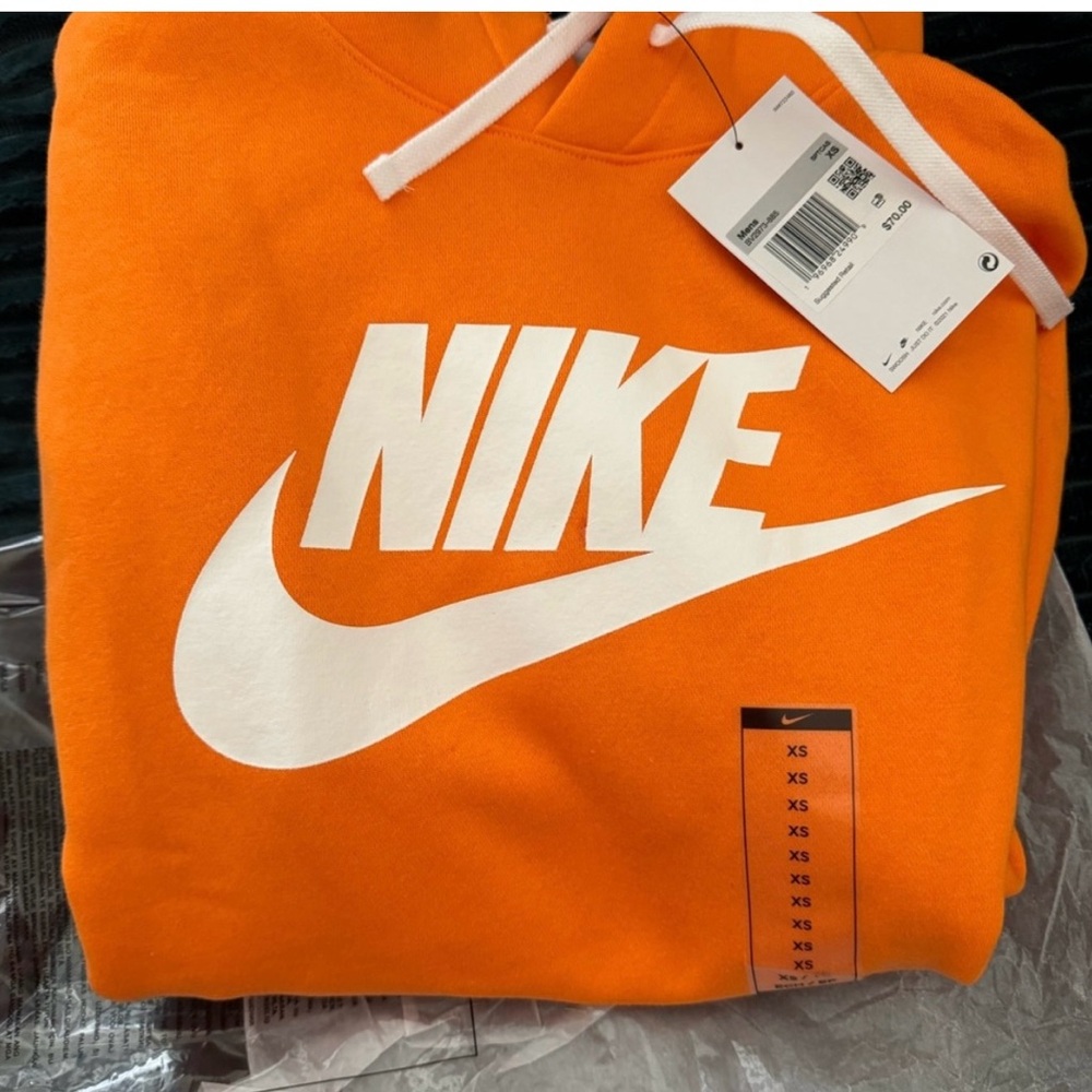 XS Men’s Hoodie Nike. Brand new.